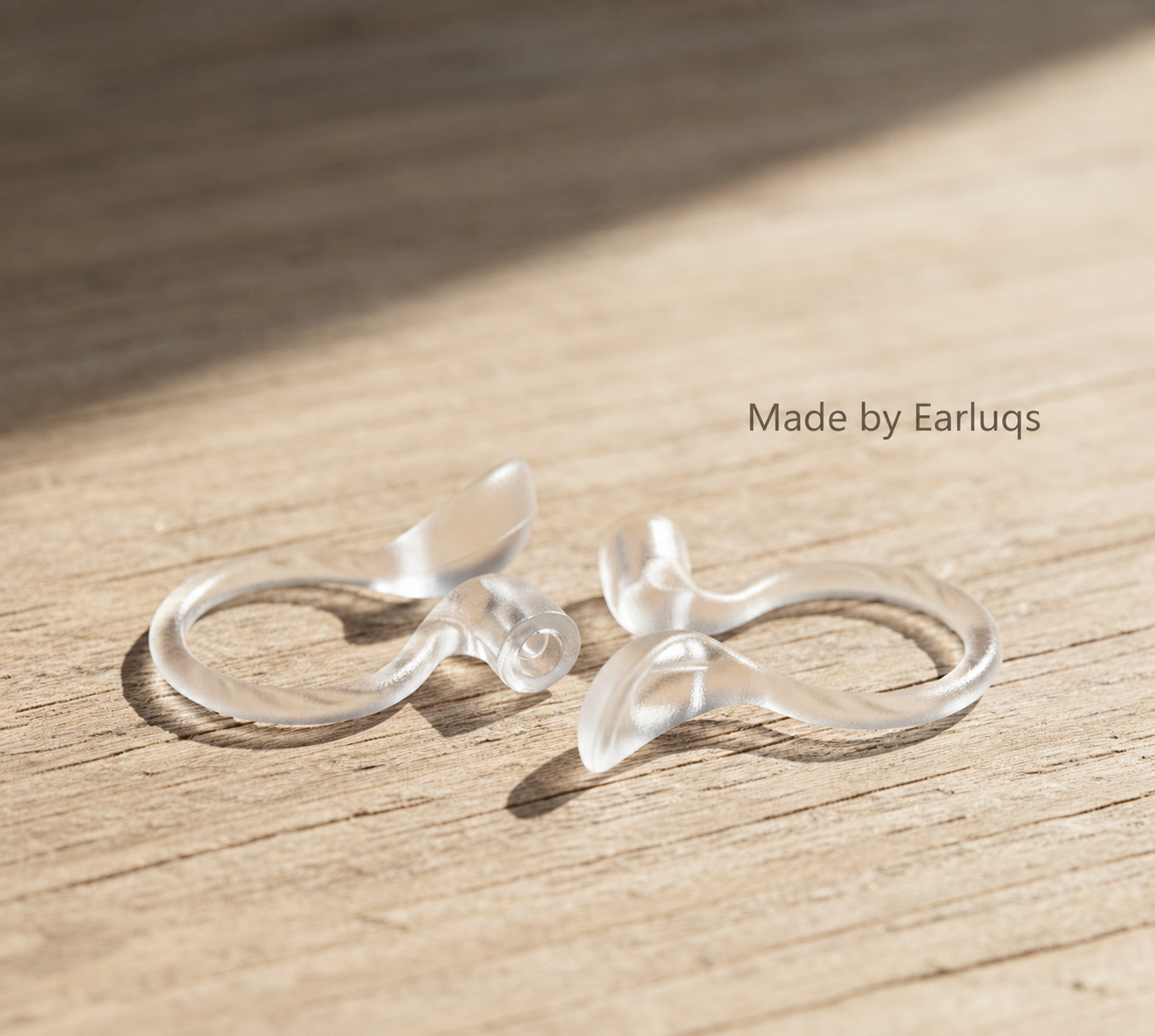 Earluqs™ Ear-Shaping Clip